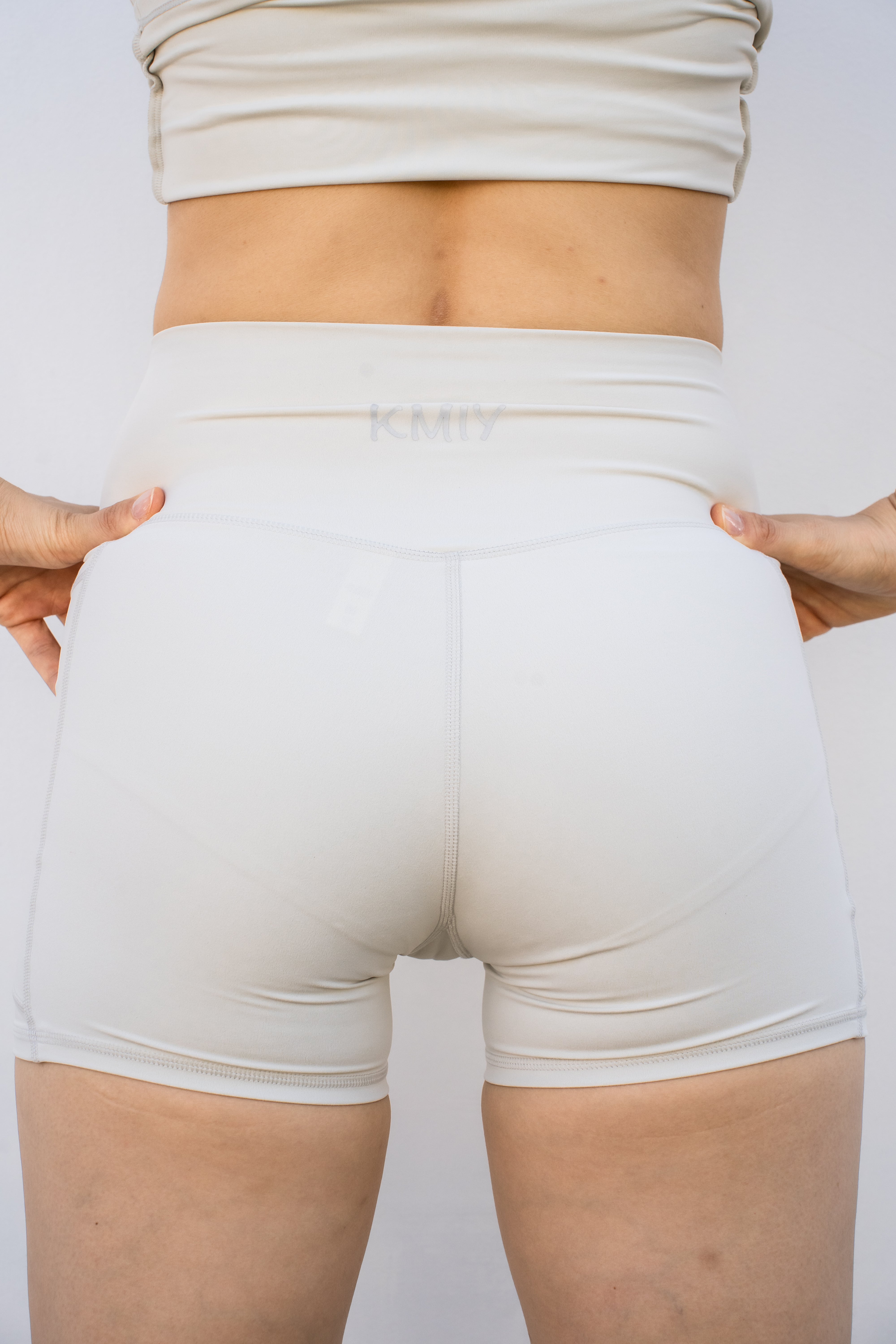 BLOOM High Waist | SHORTS